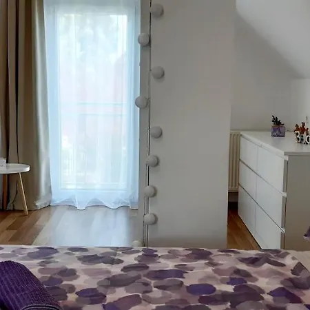 בית נופש Cs&m Vendeghaz גיינסדיאס